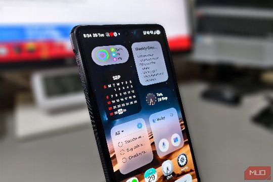 I replaced 4 productivity apps with Samsung One UI 9 widgets and actually got more done