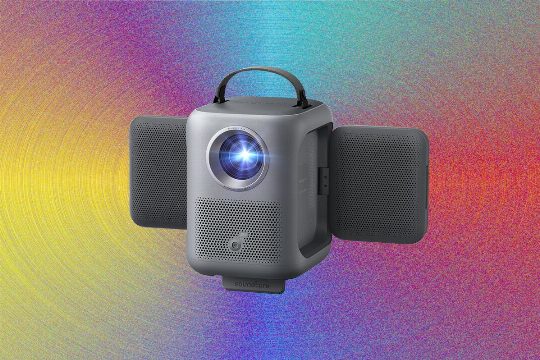 Soundcore Nebula P1i Projector Review: New Design, Classic Pitfalls