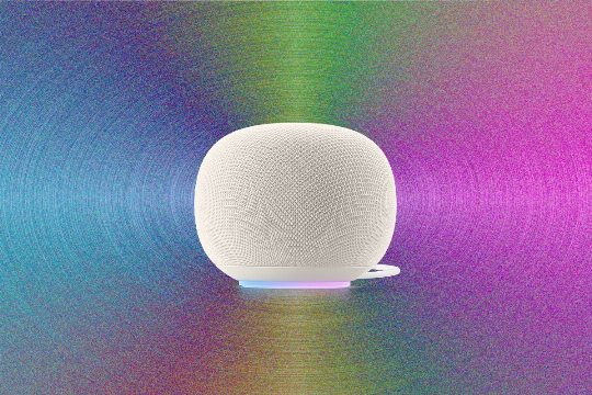 Google Home Speaker Review: Leading the Pack, Again