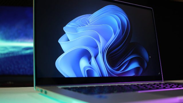 Microsoft libera atualização crítica para Windows 11 e 10; veja se seu PC já recebeu