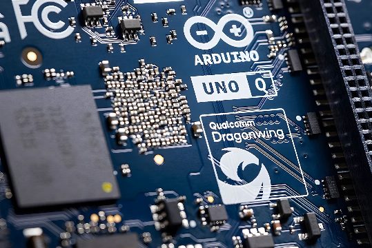 Arduino’s new board wants to be a Raspberry Pi and an ESP32, but the timing is awful