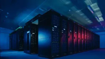 O que é um supercomputador? Entenda a diferença para o computador quântico