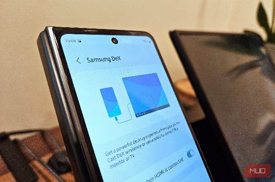I stopped using Samsung DeX the obvious way — and that's when it became useful
