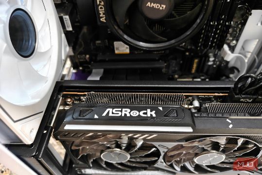 Vertical GPU mounting solved my biggest concern and created another
