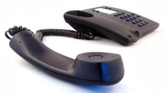 Telefone fixo está perto da extinção nos lares brasileiros