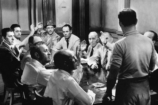 One of the greatest thrillers ever filmed has no violence at all, and it streams free
