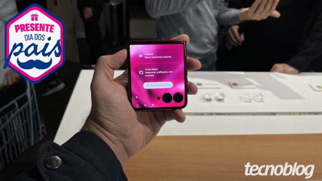 Dia dos Pais 2026: Motorola Razr 60 Ultra (1 TB) cai 41% em oferta