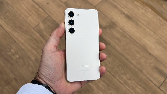 Samsung atualiza Galaxy S23 com patch de segurança de julho