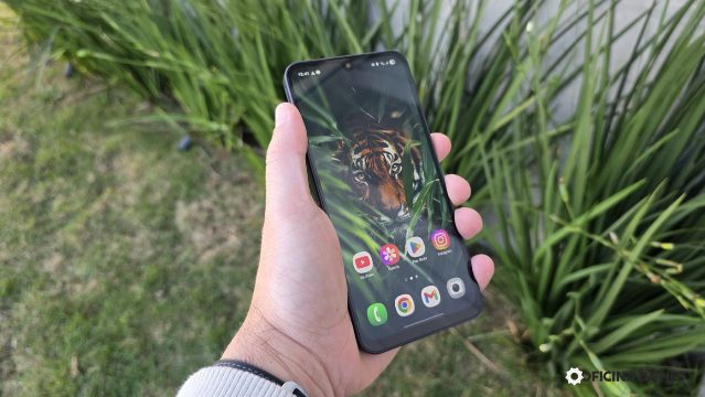 Depois de anos, um velho detalhe dos celulares pode voltar em 2026