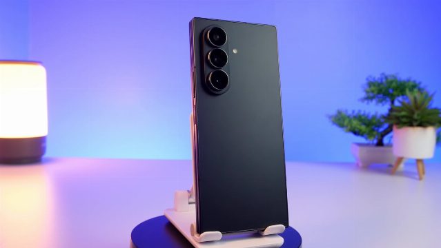 One UI 8.5 pode estar causando problemas na bateria do Galaxy Z Fold7